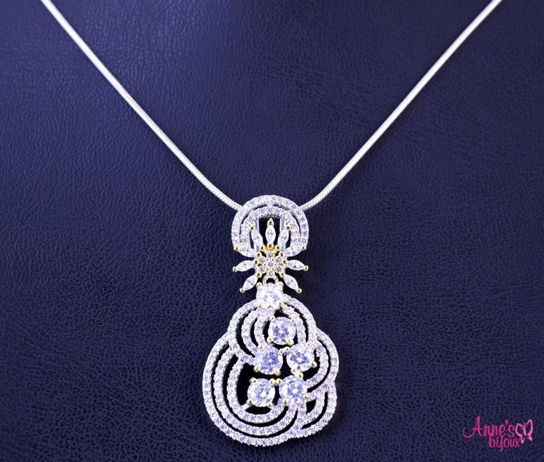 Set elegant din argint cu zirconiu